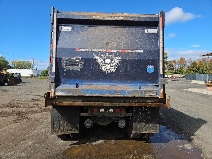 2016-kenworth-t880-image-4