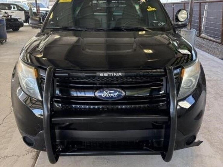 2014-ford-explorer-image-3