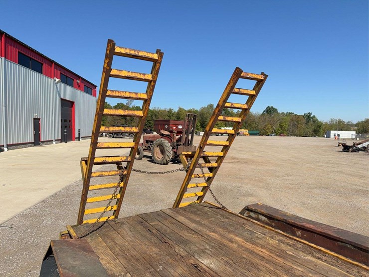 16'-equipment-trailer-image-14