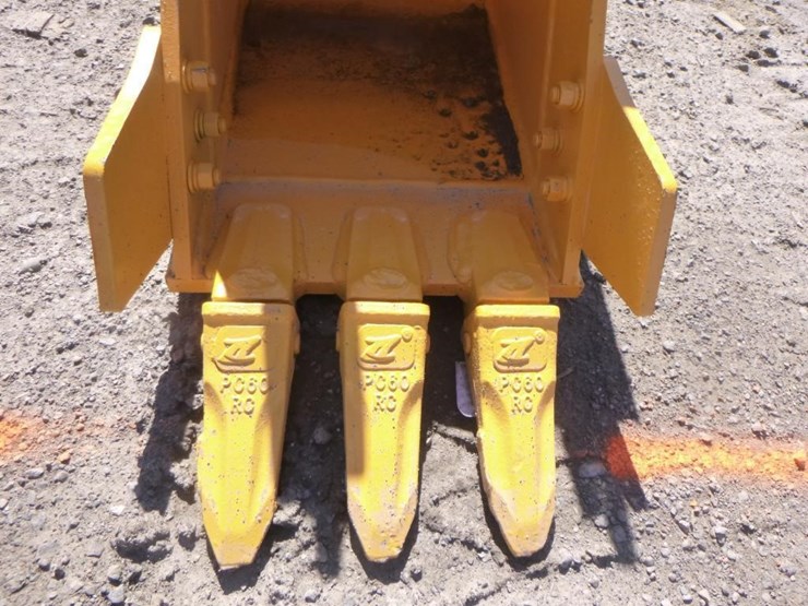 caterpillar-305-image-6
