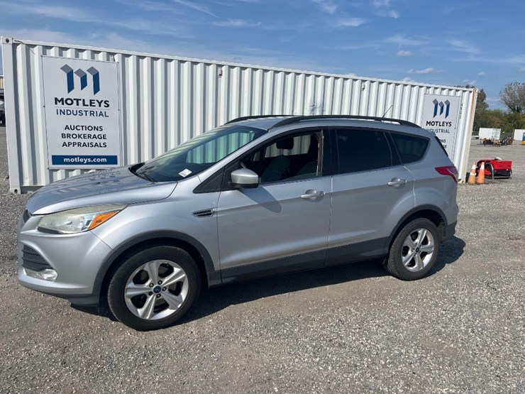 2014-ford-escape-image-1