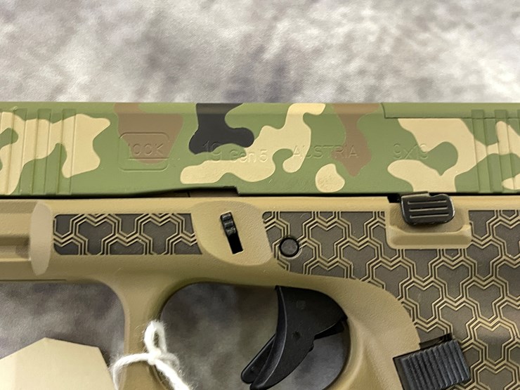 #4013-•-glock-19-gen-5-mos,-camo-slide,-sn:-cbpc869-image-10