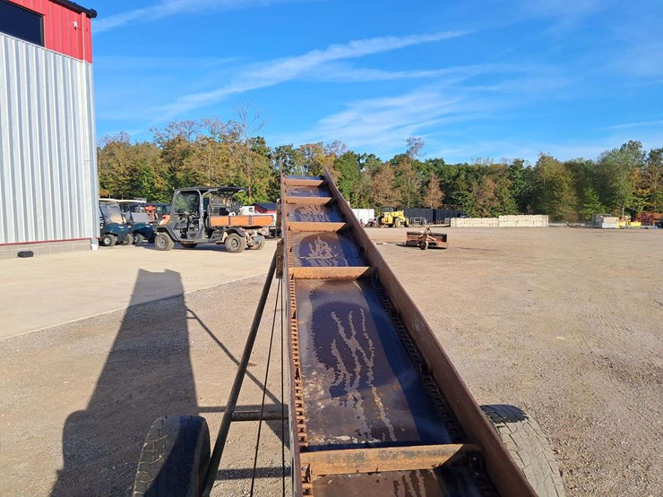 26'-hay-elevator-image-6