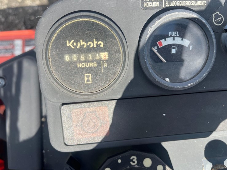 2011-kubota-zg327-image-6