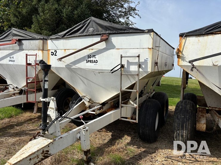 dry-spreader-buggy-(dr12304-unit-#52)-image-1