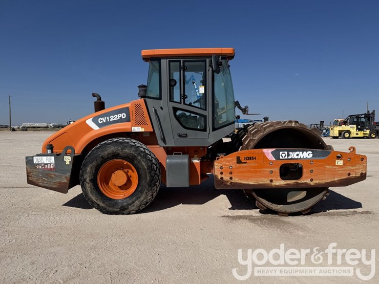 2018-xcmg-cv122pd-image-5