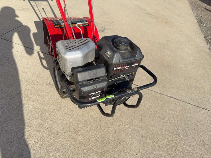 troybilt-walk-behind-rototiller-image-9