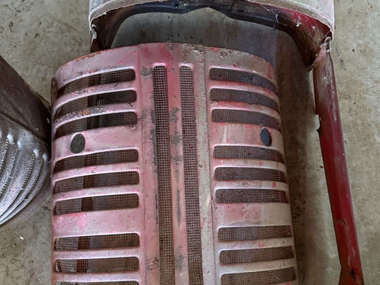 farmall-400-hood,-and-nose-cones-(3-pcs)-image-10