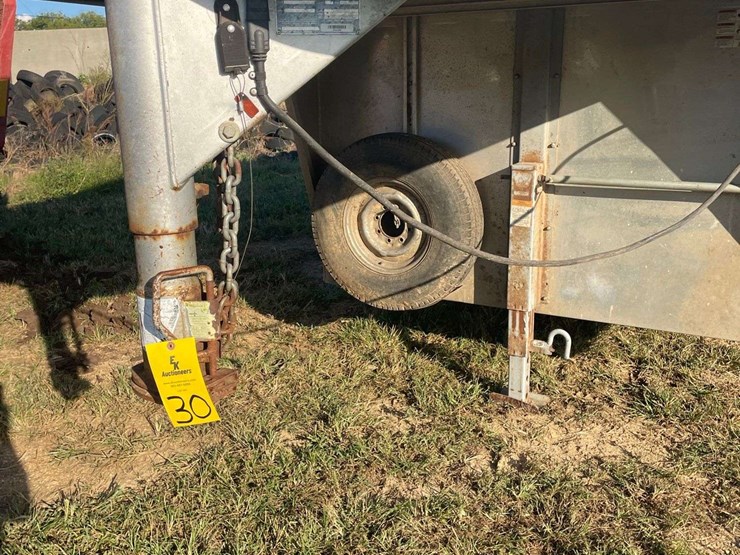 2003-20'x7'-feather-lite-aluminum-livestock-trailer-image-10