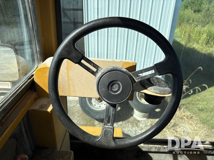 trackmobile-tm3050-railcar-mover-(np6170)-image-60