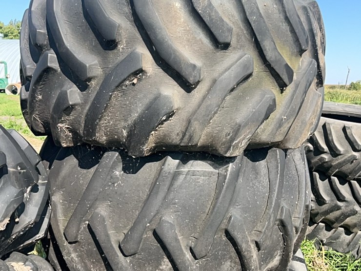 (3)-30.5/32-combine-tires,-decent-tires-image-22