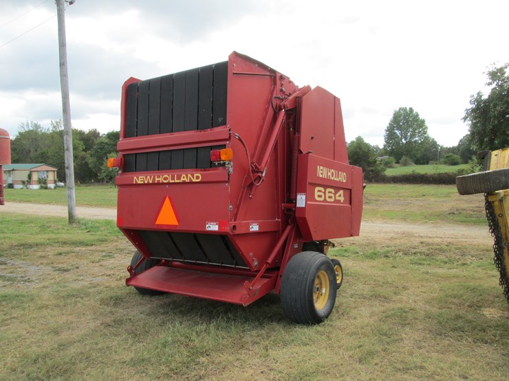 new-holland-664-image-3