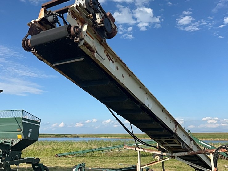 25’-lift-conveyor,-has-220-elec-and-hyd-drive-image-6