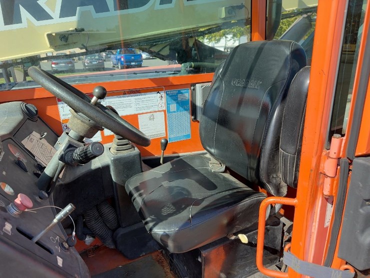 2004-jlg-tf6-42-image-18