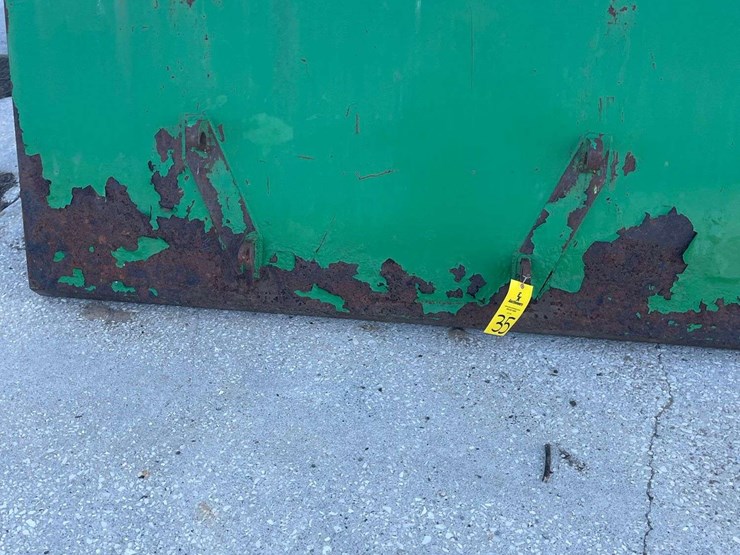 7'-euro-style-high-capacity-loader-bucket-image-8
