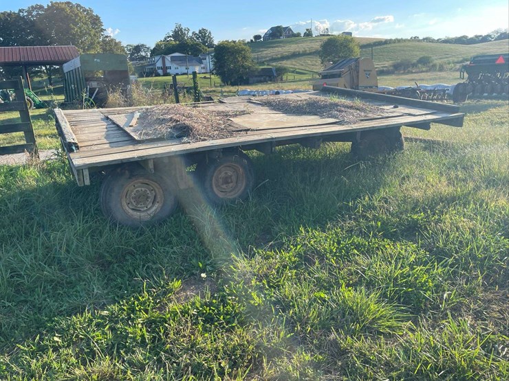 tandem-axle-hay-wagon-as-is-image-4
