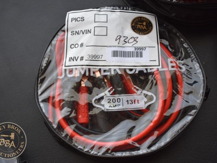 future-200-amp-13-ft-jumper-cables-with-storage-case-image-1