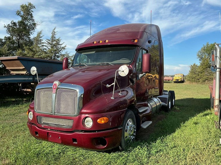 2007-kenworth-t2000-image-1