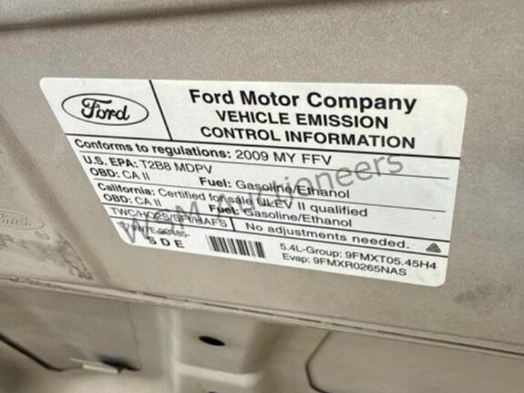 2009-ford-e350-image-16