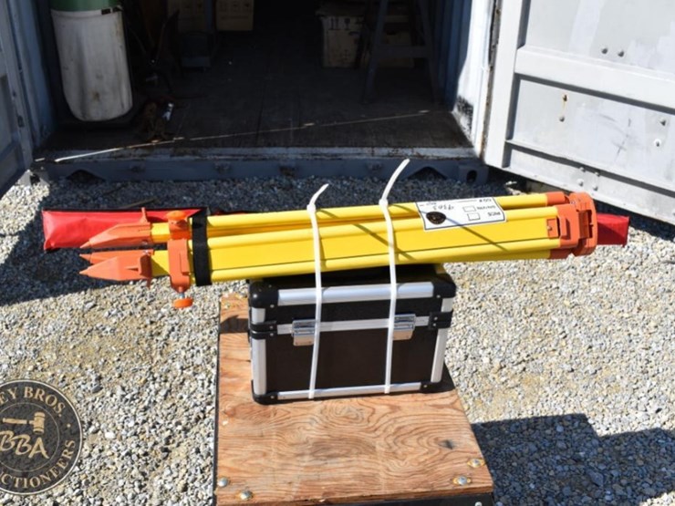 future-laser-level-image-2