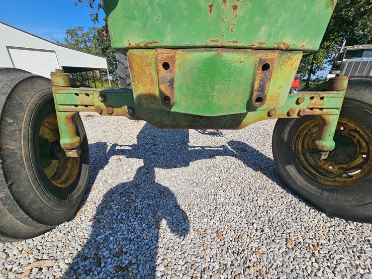 john-deere-3040-image-69