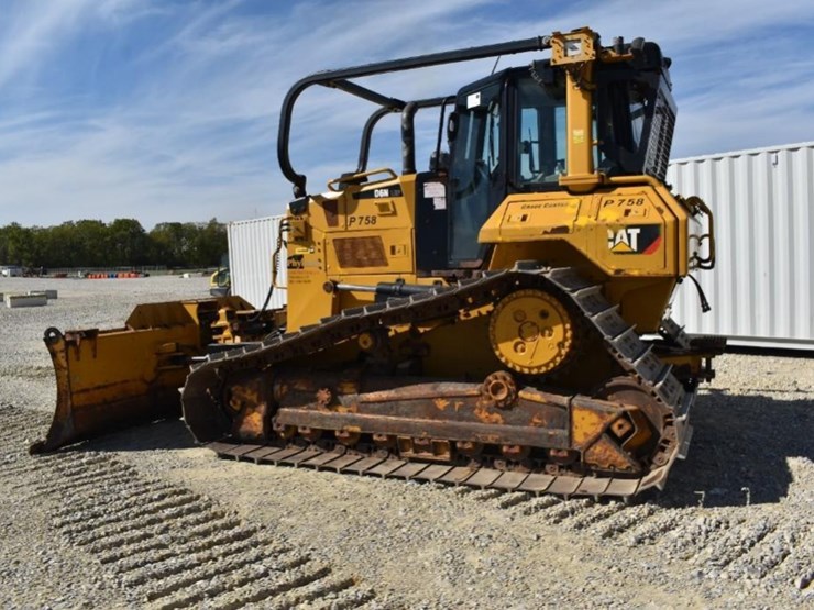 2020-caterpillar-d6n-lgp-image-51