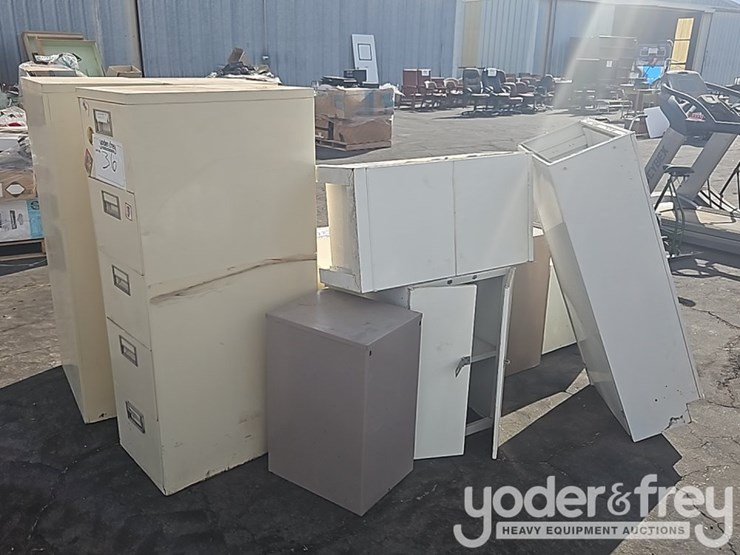 5x2-metal-filing-cabinets-(10-of)-image-3