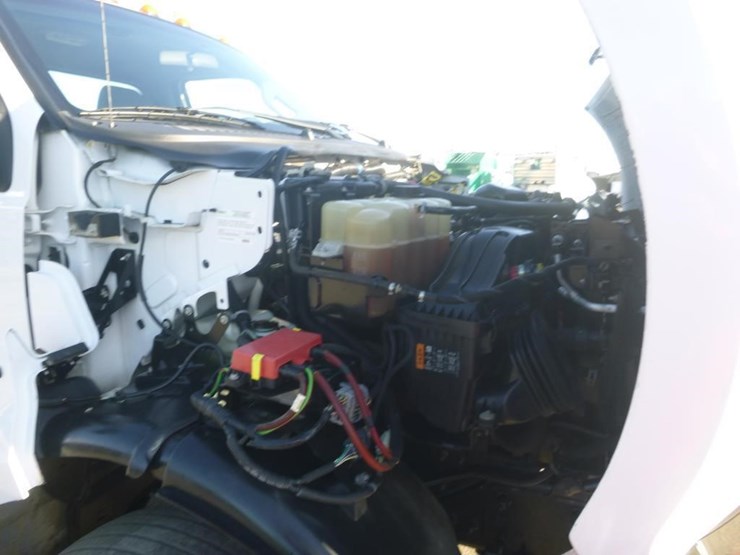 2016-ford-f750-image-22