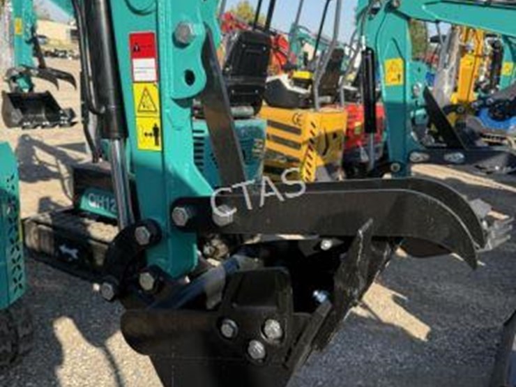 #73-•-mini-excavator---gas---model:-h15r-image-7
