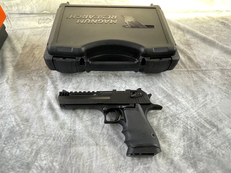 #4036-•-magnum-research-desert-eagle-l5,-sn:-dk0115556-image-1