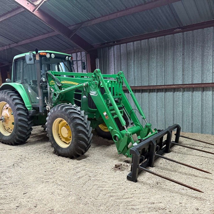 2008 JOHN DEERE 7330