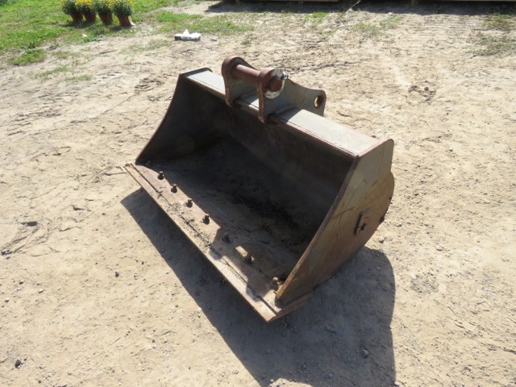excavator-ditching-bucket-image-1