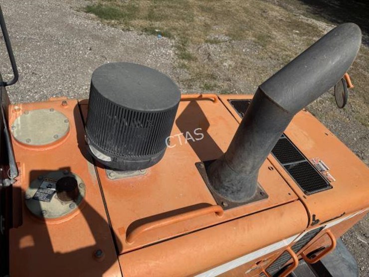 #220-•-doosan-wheel-loader-w/-bucket-image-35