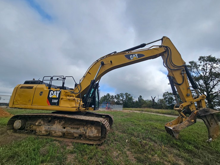 2017-caterpillar-336f-image-25