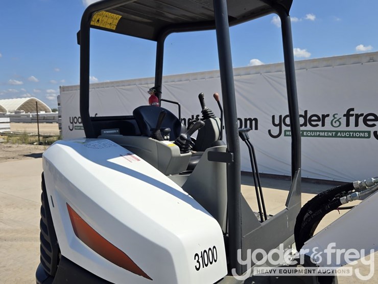 2021-bobcat-e35-image-43
