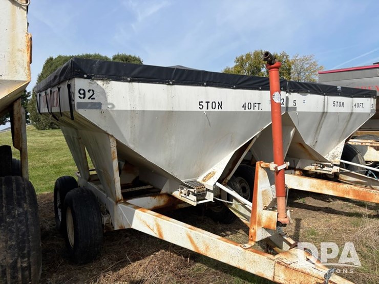 dry-spreader-buggy-(dr12300-unit-92)-image-3