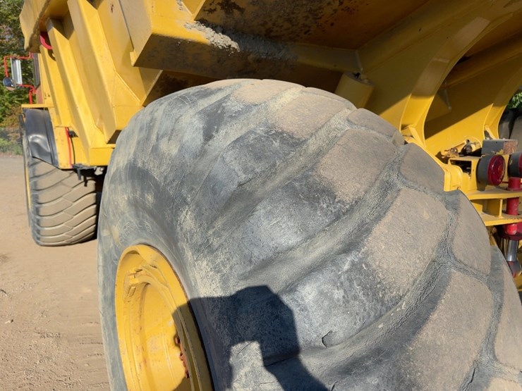 1990-caterpillar-d30d-image-10