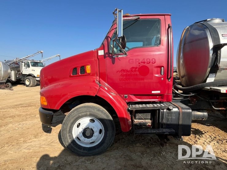 1997-ford-liquid-nurse-truck-(jn3171,-unit-06480)-image-12