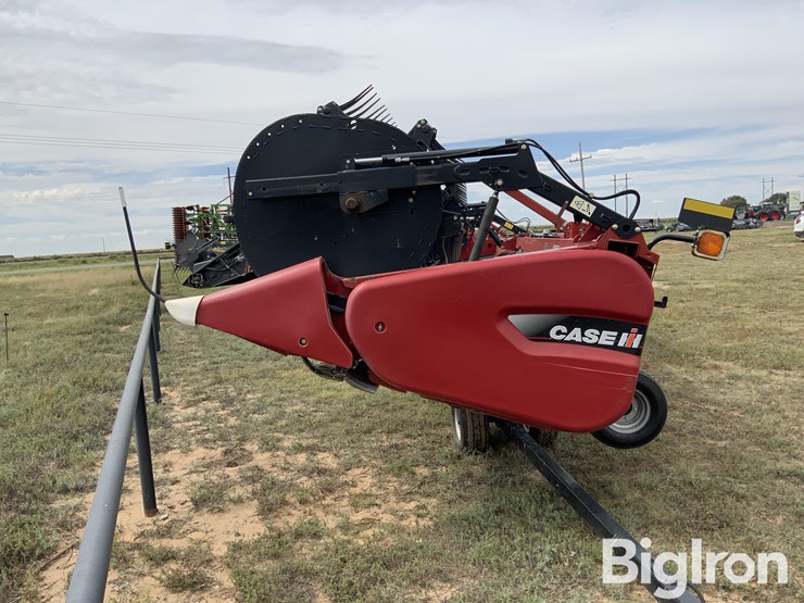 2014-case-ih-3152-image-8