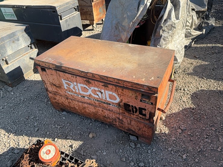 rigid-2048-job-box-with-contents:-hd-shackles-up-to-50-ton-support-equipment-image-1