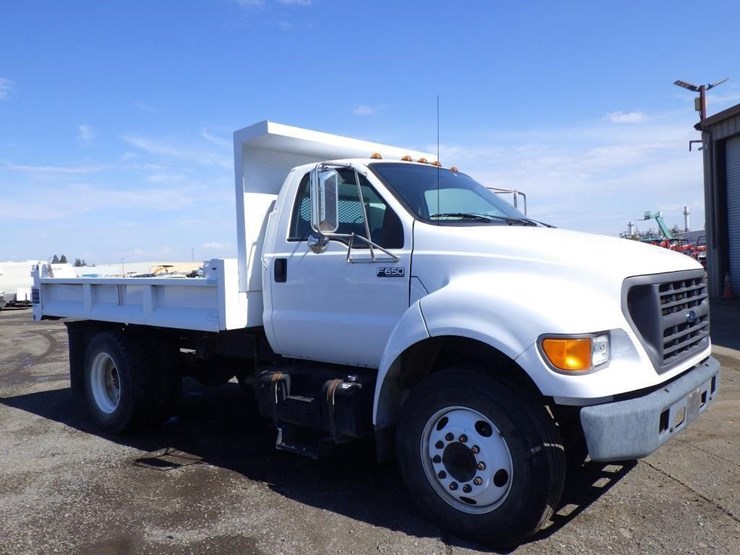 2001-ford-f650-image-2