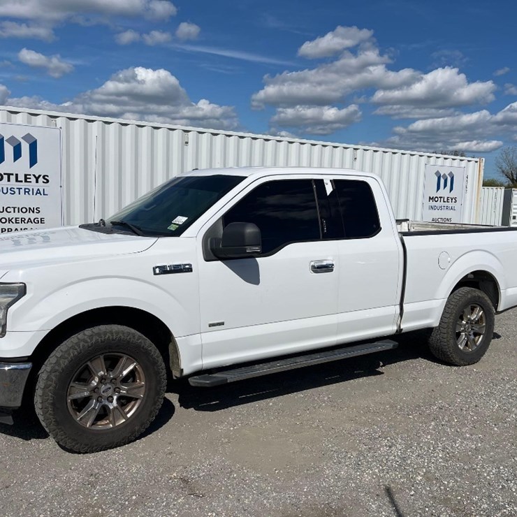 2015 FORD F150 LARIAT