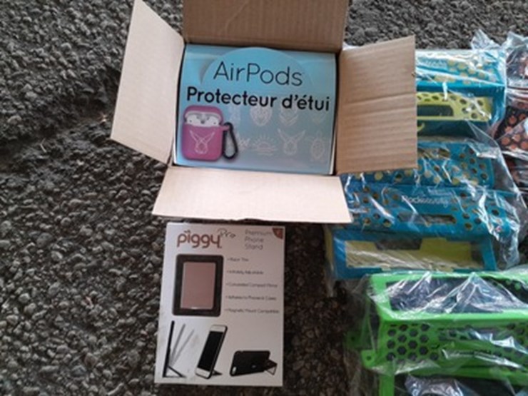 lot#-775-miscellaneous-items-image-3
