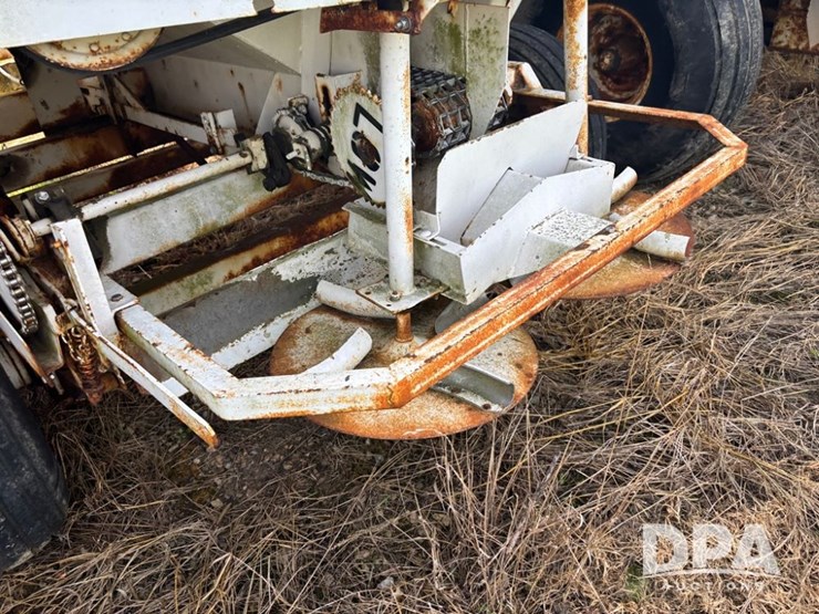 dry-spreader-buggy-(dr12300-unit-92)-image-17