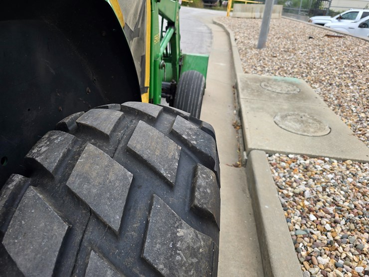 john-deere-5300-image-42