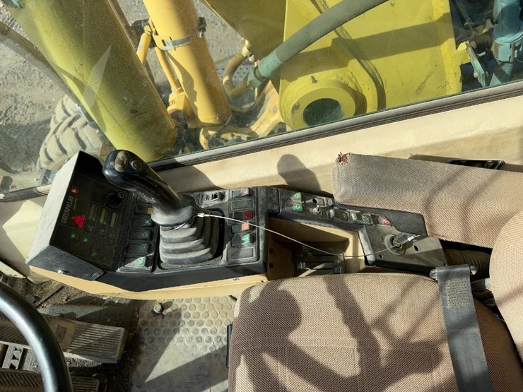 1999-caterpillar-m318-image-25
