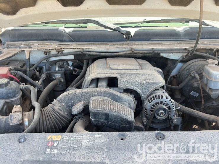 2013-chevrolet-silverado-1500-image-29