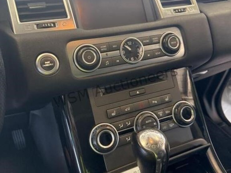 2012-land-rover-range-rover-image-19