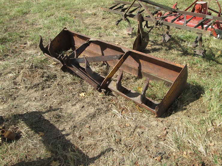 #29343-•-7’-box-blade-w/ripper-image-3