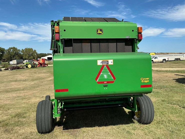 john-deere-568-image-4